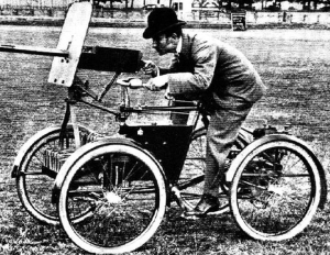 Bicicliști pretutindenari, să ne pregatim de război...(din seria educație și acțiune geopolitică velocipedică)